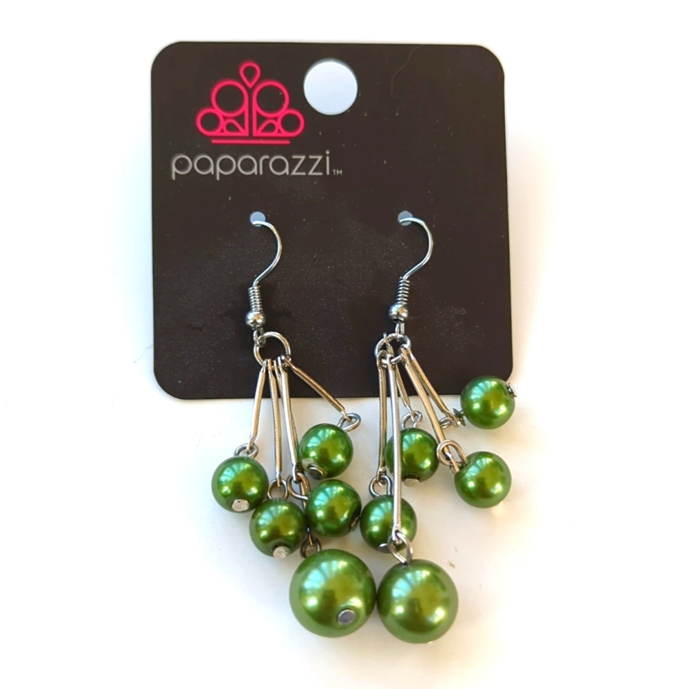Boutique Paparazzi Olive Green Ball Accent Dangle Fashion Earrings - Picture 1 of 4